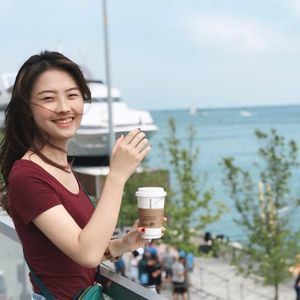 Meet your Posher, Yi ling